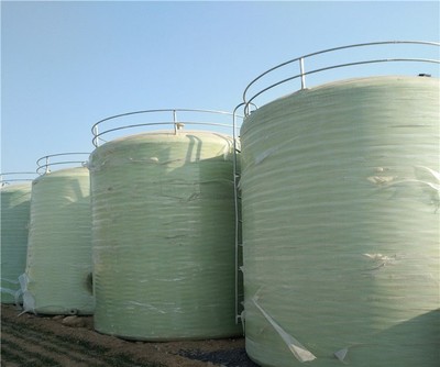 天成直銷二手玻璃鋼儲罐 玻璃鋼立式儲罐 臥式儲罐等多種規格